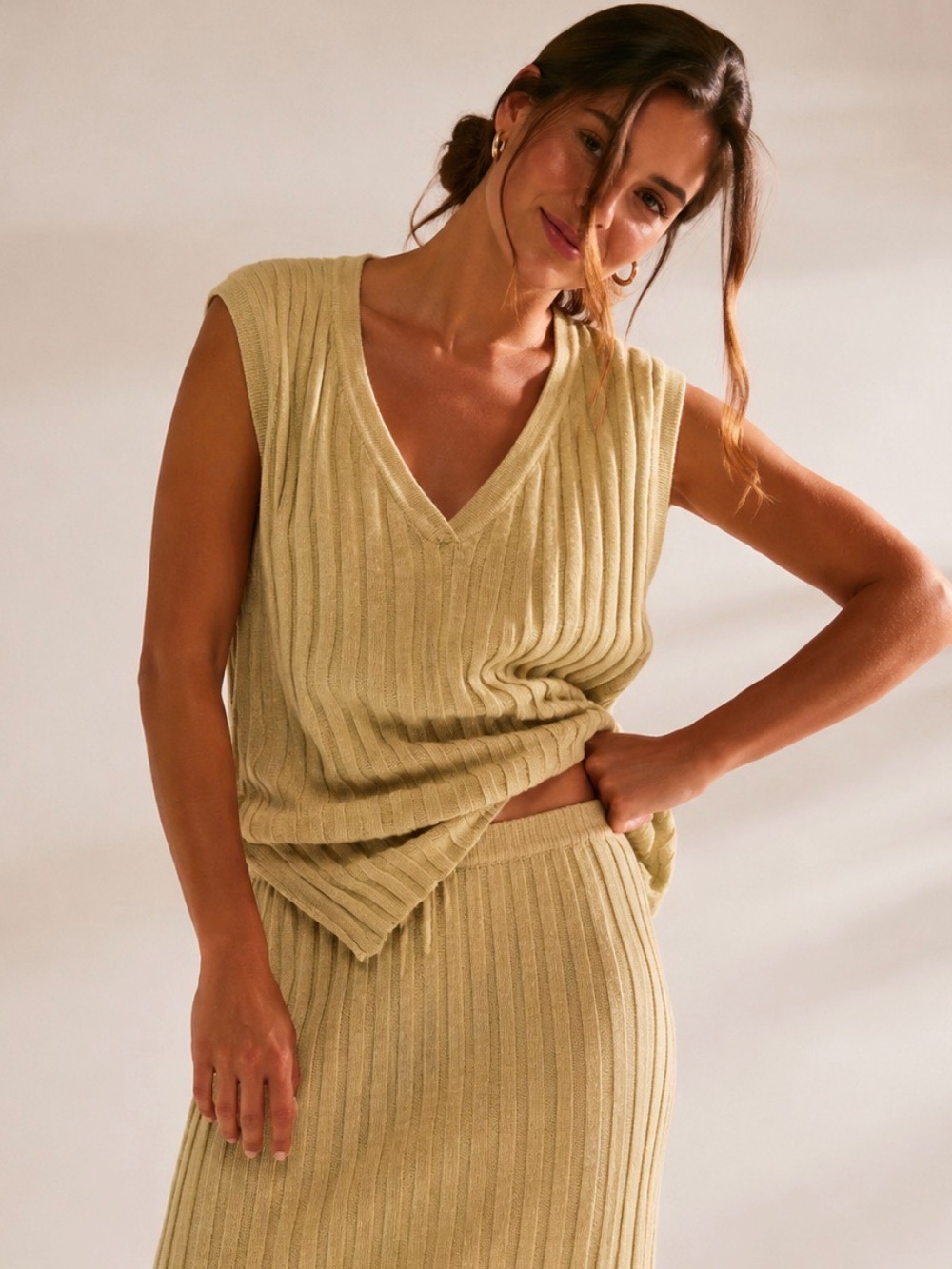 Free People FP Beach Linen Blend Veda Top V-Neck Ribbed Yellow Sweater Vest XL
